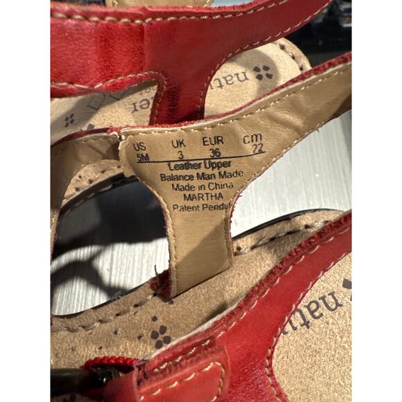 Naturalizer Martha Sandals Red Leather Wedge Heels Shoes Clogs Buckles Sz 5M - Picture 3 of 9